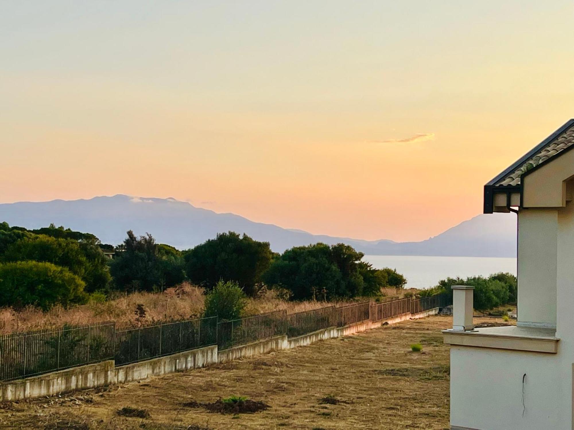 Esmaraldas House Of Love Terrasini Εξωτερικό φωτογραφία