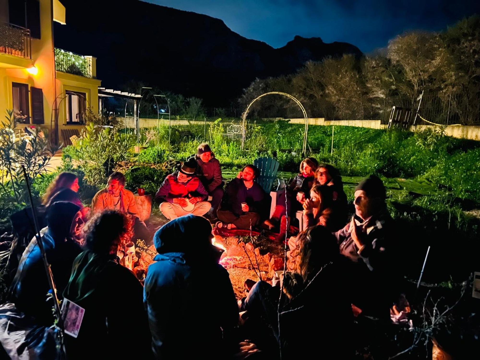 Esmaraldas House Of Love Terrasini Εξωτερικό φωτογραφία
